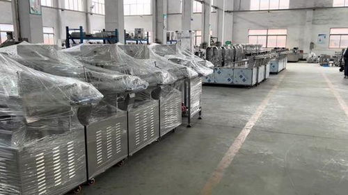 实力铸就辉煌 男儿行四方，何惧世俗沧桑